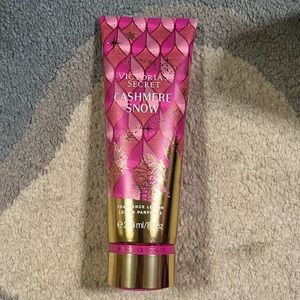 Victoria Secret Cashmere Snow